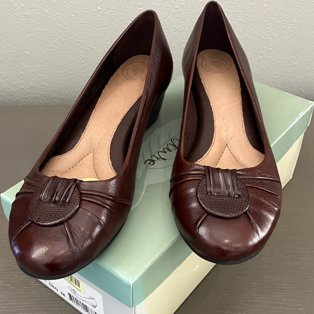 Nurture by Lamaze Dark Brown Flats